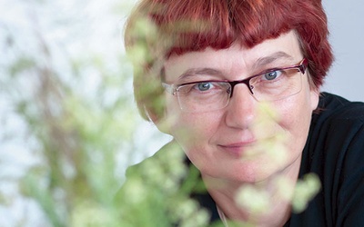 Urszula Mela – psycholog, terapeuta. Mieszka w Malborku