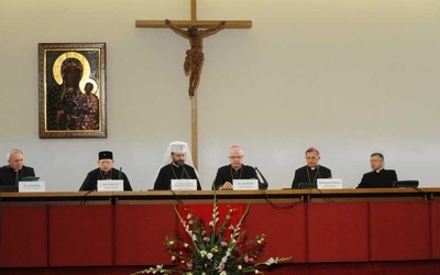 Abp Mokrzycki: Deklaracja zbliży narody i Kościoły