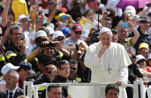 Papież: Biskup winien umacniać braci w wierze