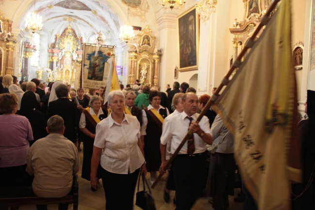 Generał franciszkanów afiliował bp. Andrzeja Czaję do zakonu franciszkańskiego