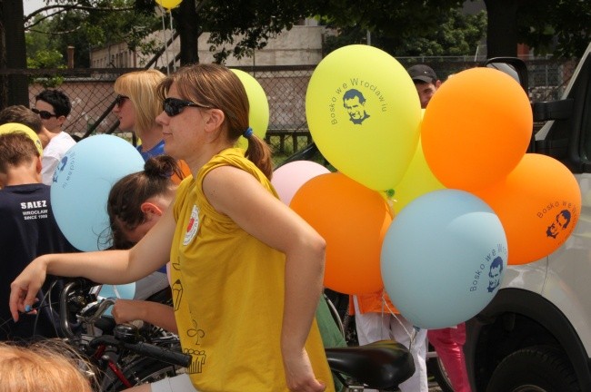 Ksiądz Bosko przejechał przez miasto