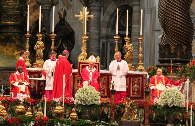 Metropolita wrocławski otrzymał paliusz z rąk papieża Franciszka