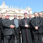 Metropolita wrocławski otrzymał paliusz z rąk papieża Franciszka