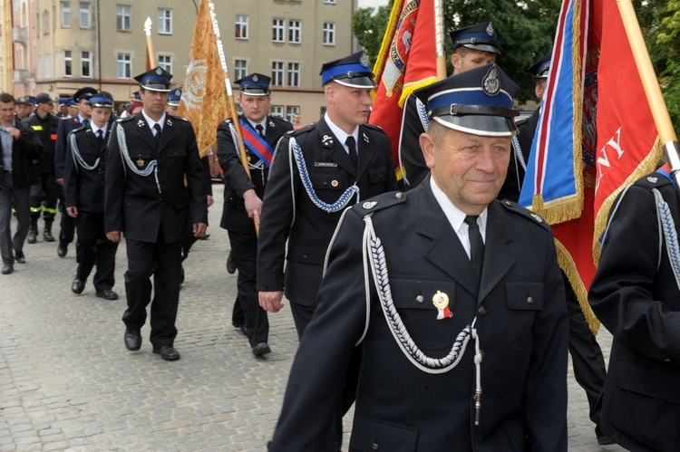 Odpust w Strzegomiu - strażacy