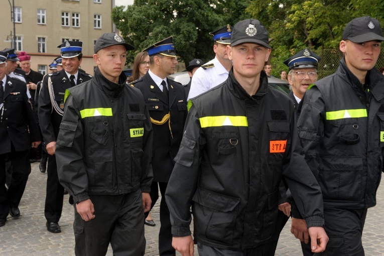 Odpust w Strzegomiu - strażacy