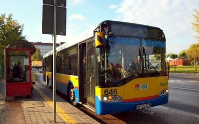 Płockie autobusy są wyposażone w biletomaty.
