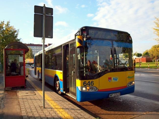 Płockie autobusy są wyposażone w biletomaty.