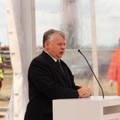 Marszałek Senatu Bogdan Borusewicz podpisał akt erekcyjny budowy PKM