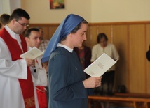 W uroczystość św.św. Apostołow Piotra i Pawła siostra Alicja Świerczek, apostolinka, złożyła wieczystą profesję