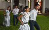 Boliwijczycy uwielbiają tańczyć