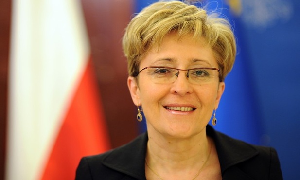 Unia wymusi ustawę o in vitro