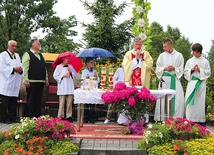 Deszcz nie przeszkodził w celebrze