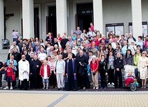  Radomscy pątnicy w Niepokalanowie – miejscu kultu św. Maksymiliana Marii Kolbego, patrona trzeźwości – Maryi powierzyli swoje prośby i podziękowania