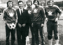  Ojciec Gamański podczas mundialu w Niemczech – 1974 r., w towarzystwie (od lewej) Kasperczaka, Szymanowskiego, Deyny i Gmocha