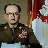 Powstaje księga "zasług" gen. Jaruzelskiego