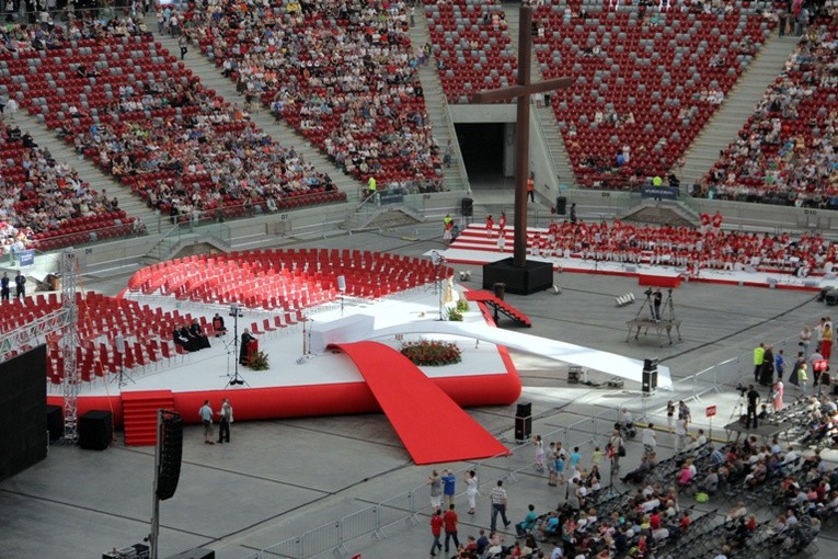 Rozpoczęły się wielkie, polskie rekolekcje