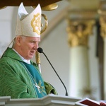 Poświęcenie i obłóczyny w Wierzbnej