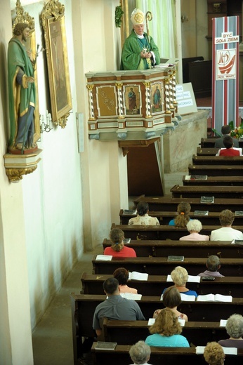 Poświęcenie i obłóczyny w Wierzbnej