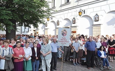  Ocenia się, że około 80 tys. pielgrzymów odwiedziło tuchowskie sanktuarium podczas odpustu