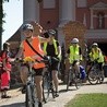 Zgodnie z tradycją pielgrzymi wystartowali z diecezjalnego sanktuarium w Skrzatuszu