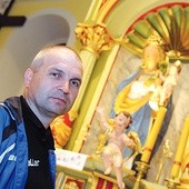 Wiesław Najdek odnowił tradycję pielgrzymki dziękczynnej z Łagiewnik do Stoszowa 