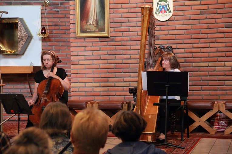 Anna Bachleda i Anna Sawicka zagrały koncert w hołdzie ofiarom ludobójstwa na Wołyniu