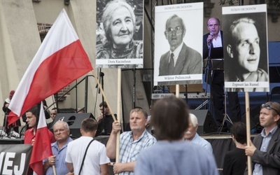 Marsz pamięci ku czci ofiar zbrodni wołyńskiej