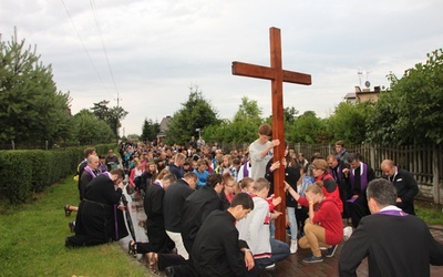 Droga Krzyżowa i koncert w Dobroszycach