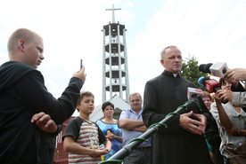 Ks. Lemański odchodzi z parafii