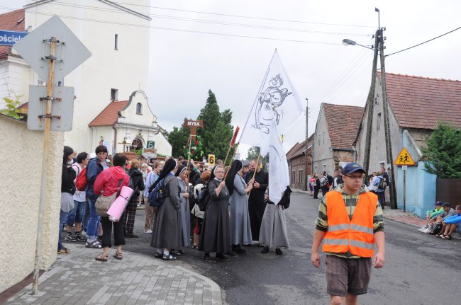 Strumień nyski w Strzeleczkach