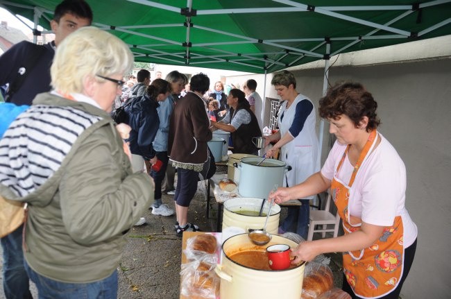 Strumień nyski w Strzeleczkach