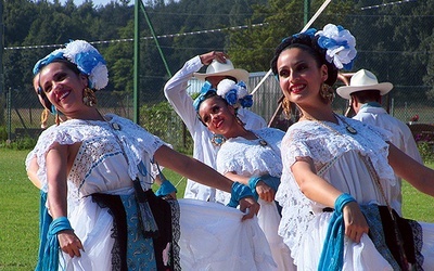  Meksykanie urzekli swym tańcem uczestników Kupalnocki