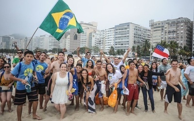 Młodzi na Copacabana witają papieża