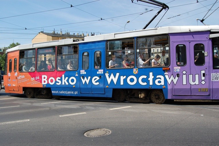 Relikwie ks. Bosko w parafii św. Michała Arch. we Wrocławiu