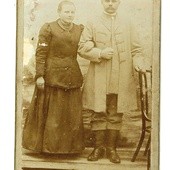  Najstarsze zdjęcie pochodzące z zakładu  D. Leopolda, przedstawiające Wiktorię  i Wojciecha Wiącków