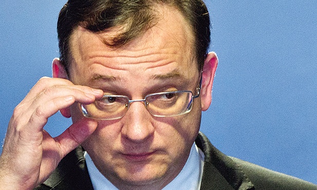  Szybko się okazało, że upadek rządu Petra Nečasa jest korzystny dla prezydenta Zemana