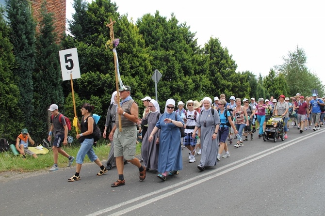 68. Pielgrzymka Rybnicka - dzień 1. - Kamień, Książenice