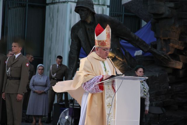 Obchody na pl. Krasińskich 