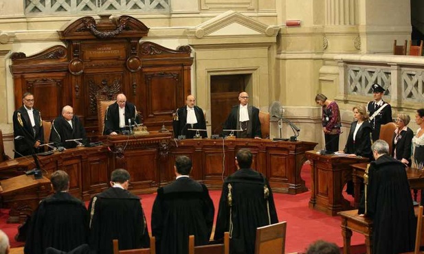 Berlusconi skazany, ale do więzienia nie trafi
