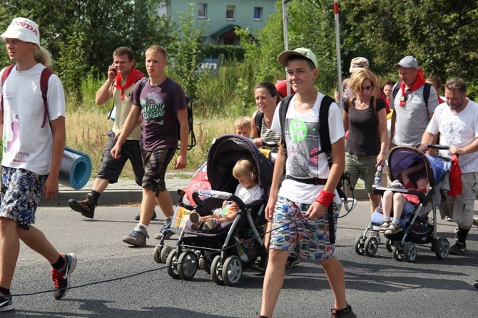 68. Pielgrzymka Rybnicka - dzień 2. - etap z Gliwic do Górników