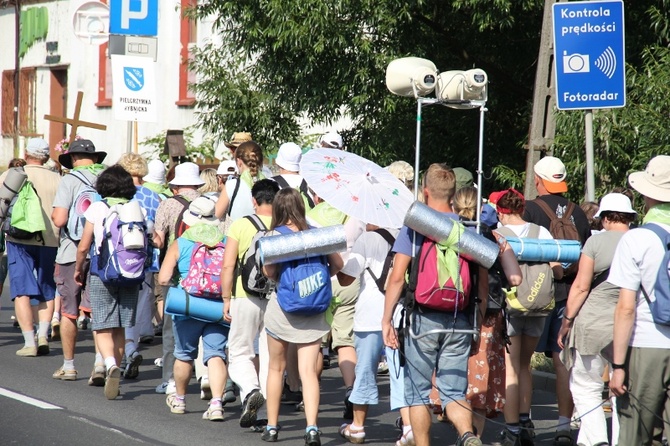 68. Pielgrzymka Rybnicka - dzień 2. - od postoju w Górnikach