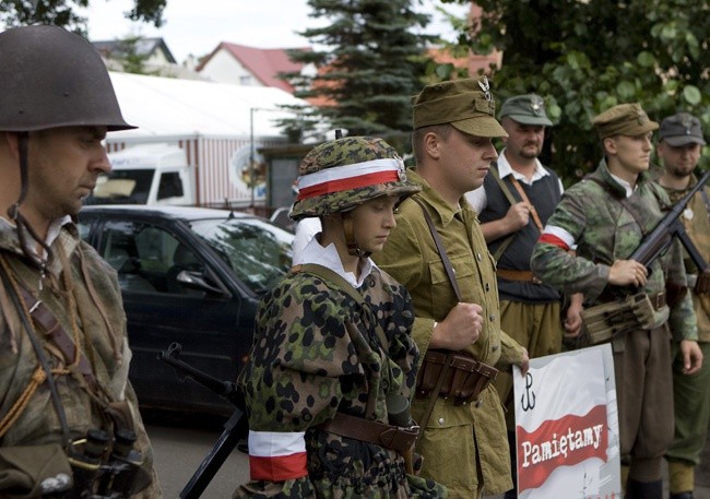 Rocznica powstania warszawskiego w Dąbkach