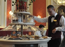 Hotel Sacher, torcik i psy