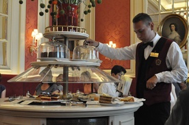 Hotel Sacher, torcik i psy