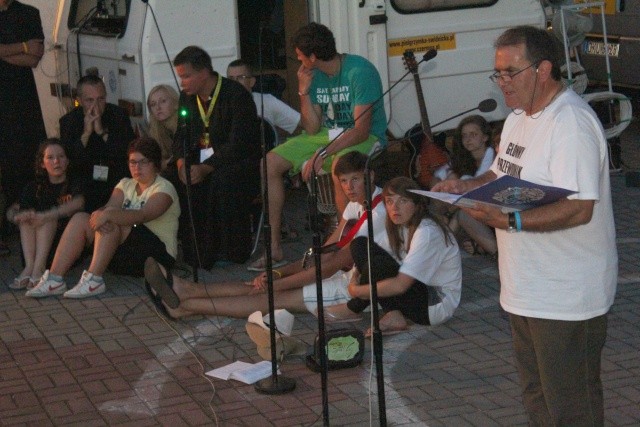 Pielgrzymka Świdnicka - nocleg w Przewornie