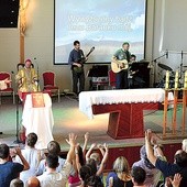 Eucharystia na trzecim turnusie tegorocznych rekolekcji „Jezus żyje!”