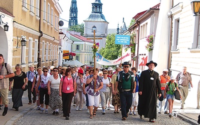 Sandomierscy pielgrzymi po raz trzydziesty wędrują na Jasną Górę