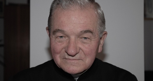 W wieku 76 lat zmarł ks. prał. Mieczysław Iwanicki