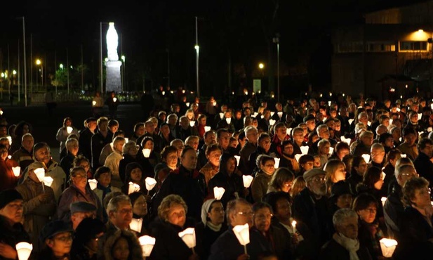 Narodowa pielgrzymka Francuzów