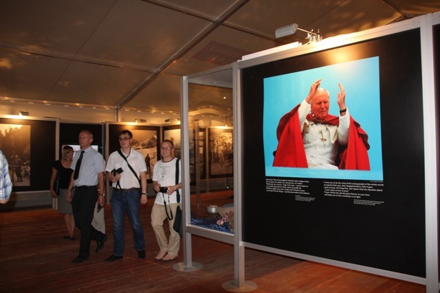 Papieska wystawa multimedialna w Żywcu